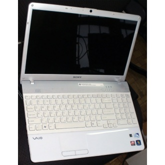 Ноутбук Sony Vaio VPCEB3E1R (Intel Pentium P6100 (2x2.0Ghz) /4096Mb DDR3 /320Gb /Radeon HD5470 /15.5" TFT 1366x768) - Можайск